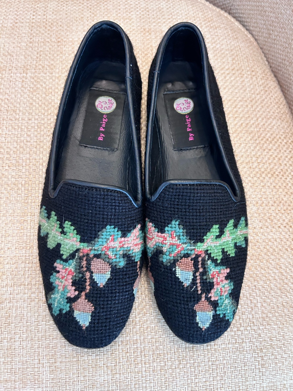 By Paige Acorn Oak needlepoint loafer so3 6.5